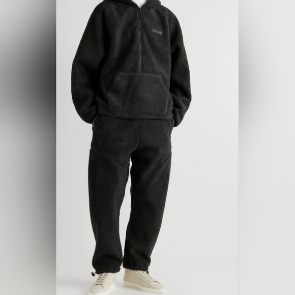 Fear Of God Essentials slim fit logo appliqued fleece sweatpants Gray Medium - Picture 3 of 14